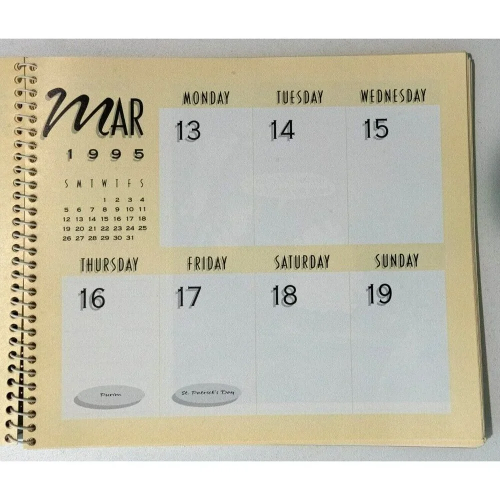 The Far Side 1995 Desk Calendar by Gary Larson Published Andrew and McMeel